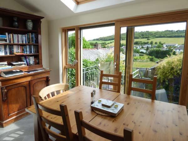 Holiday home 2 West View Holker